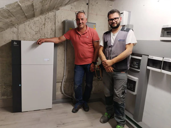 Installation batterie AlphaESS pour maison à Orange