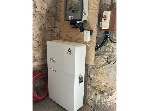 Installation panneaux solaires avec batterie de stockage en PACA