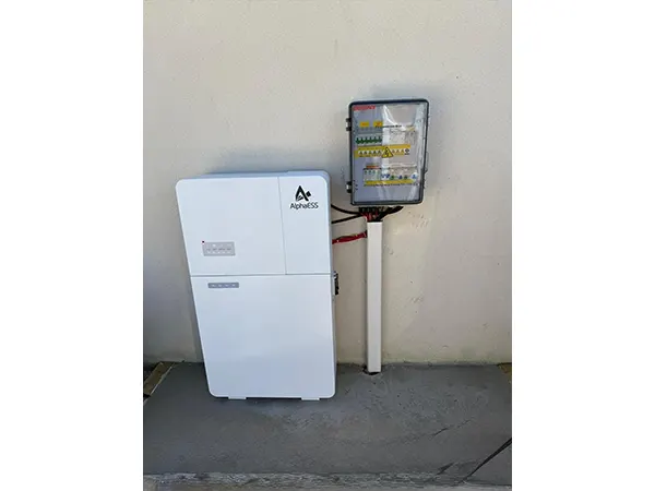 Installation panneaux solaires avec batterie de stockage en PACA