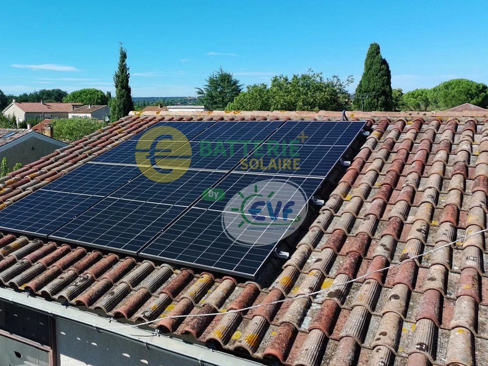 Installation panneaux photovoltaïques sur bâtiment à Orange